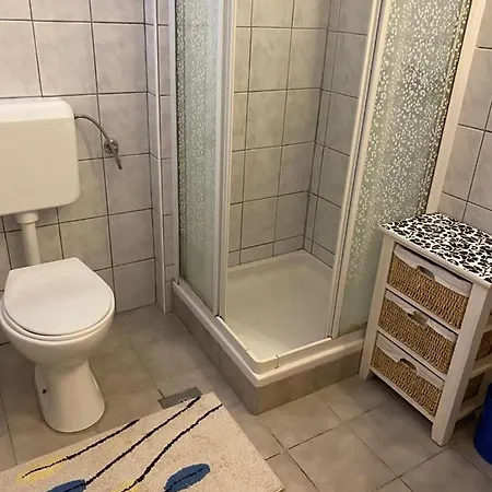 Apartment L&l *